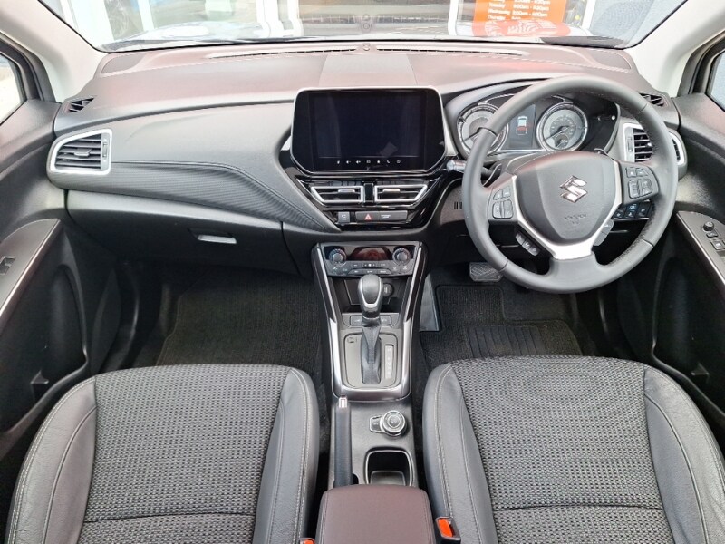 Used Suzuki SX4 S-Cross 2023 for sale - 76532849: Photo 2