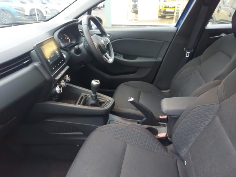 Used Renault Clio 2023 for sale - 77611179: Photo 5