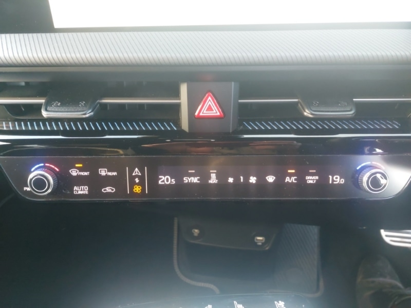 Used Kia EV6 2025 for sale - 77273882: Photo 12