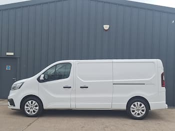 Used Renault Trafic 2024 for sale - 79647520: Photo