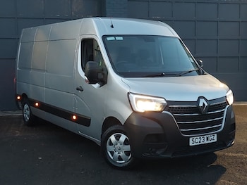 Renault Master feature image