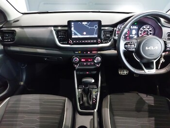 Used Kia Stonic 2023 for sale - 78480751: Photo