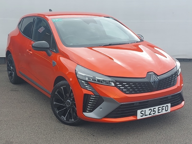 Used Renault Clio 2025 for sale - 76639879: Photo 1