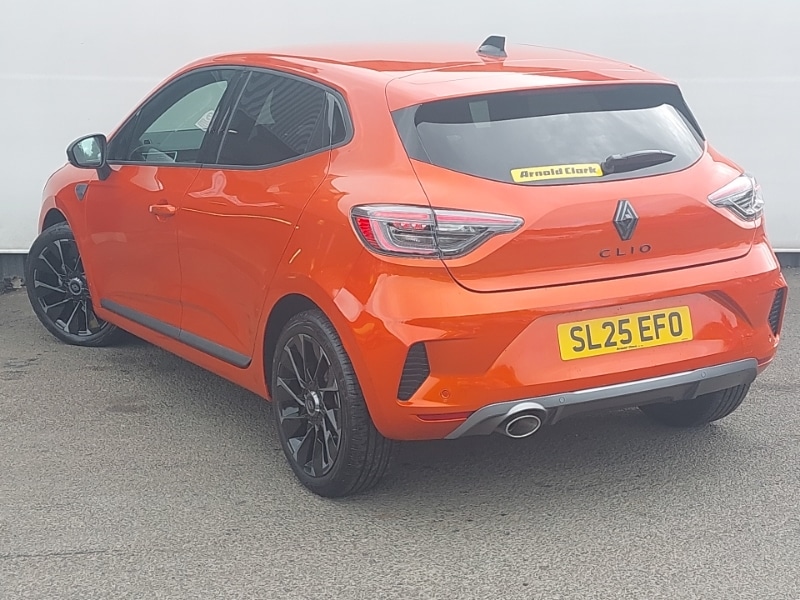 Used Renault Clio 2025 for sale - 76639879: Photo 3