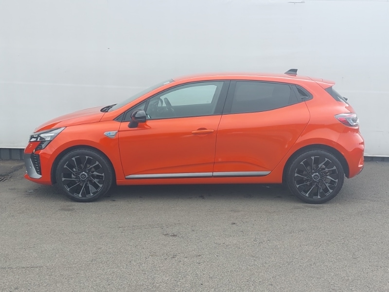 Used Renault Clio 2025 for sale - 76639879: Photo 4