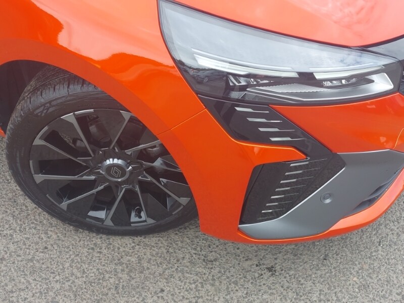 Used Renault Clio 2025 for sale - 76639879: Photo 9