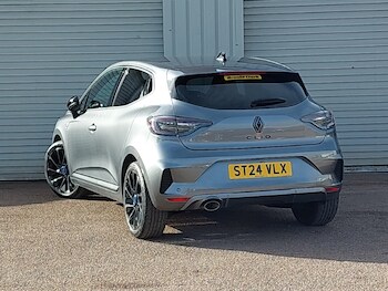 Used Renault Clio 2024 for sale - 76220792: Photo 3