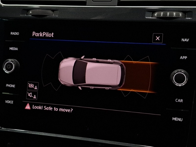 Used Volkswagen Golf 2020 for sale - 76749729: Photo 11