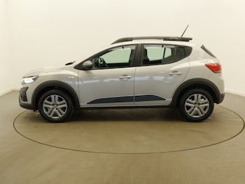 Used Dacia Sandero Stepway 2023 for sale - 79393124: Photo