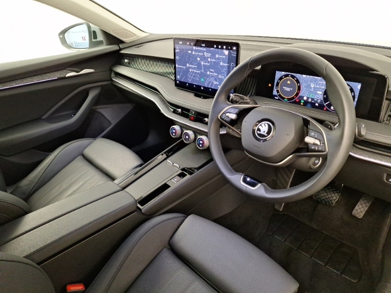 Used Skoda Superb 2024 for sale - 77104906: Photo 11