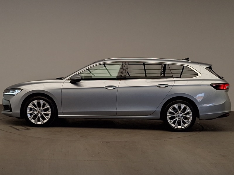 Used Skoda Superb 2024 for sale - 77104906: Photo 4