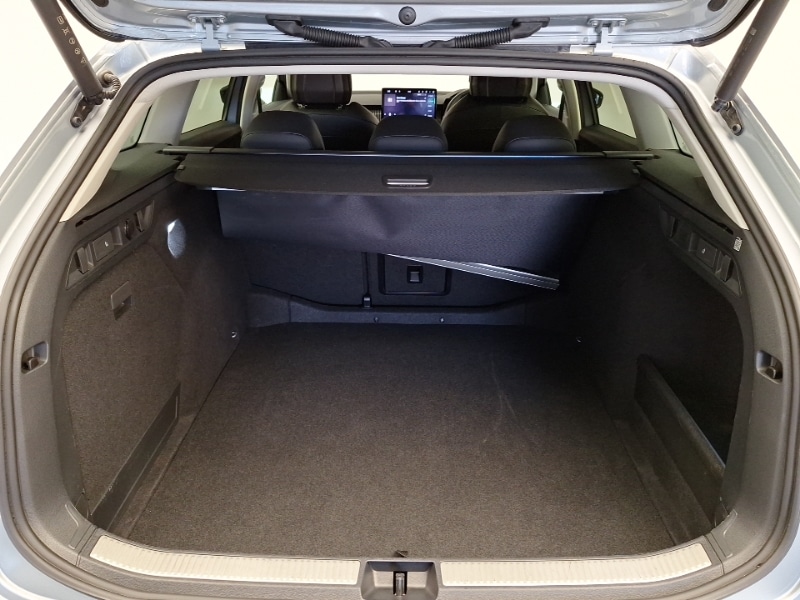 Used Skoda Superb 2024 for sale - 77104906: Photo 8