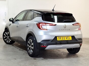 Used Renault Captur 2022 for sale - 78085585: Photo
