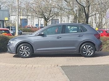 Used Volkswagen Polo 2024 for sale - 78616718: Photo