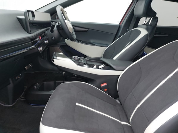 Used Kia EV6 2024 for sale - 76225636: Photo 5