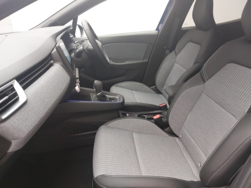 Used Renault Clio 2025 for sale - 76407827: Photo 5