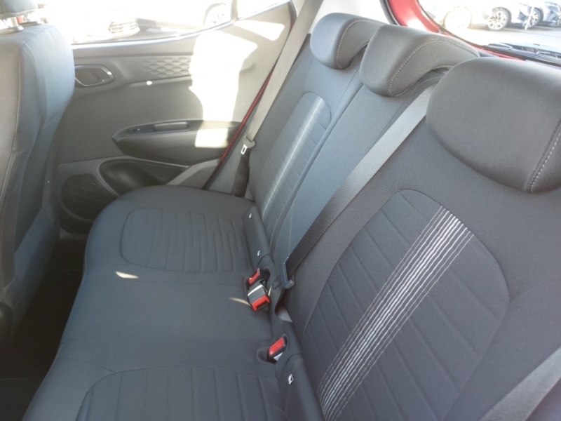 Used Hyundai i10 2023 for sale - 77793237: Photo 6