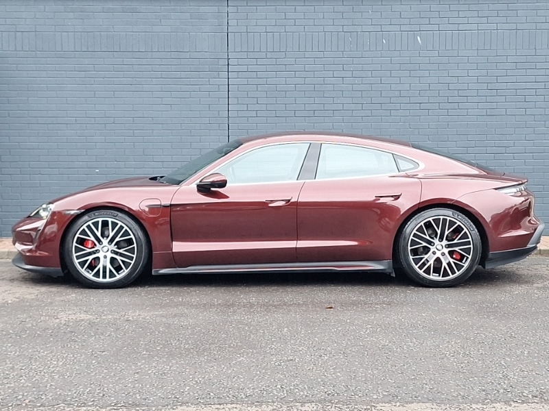 Used Porsche Taycan 2022 for sale - 76759119: Photo 4