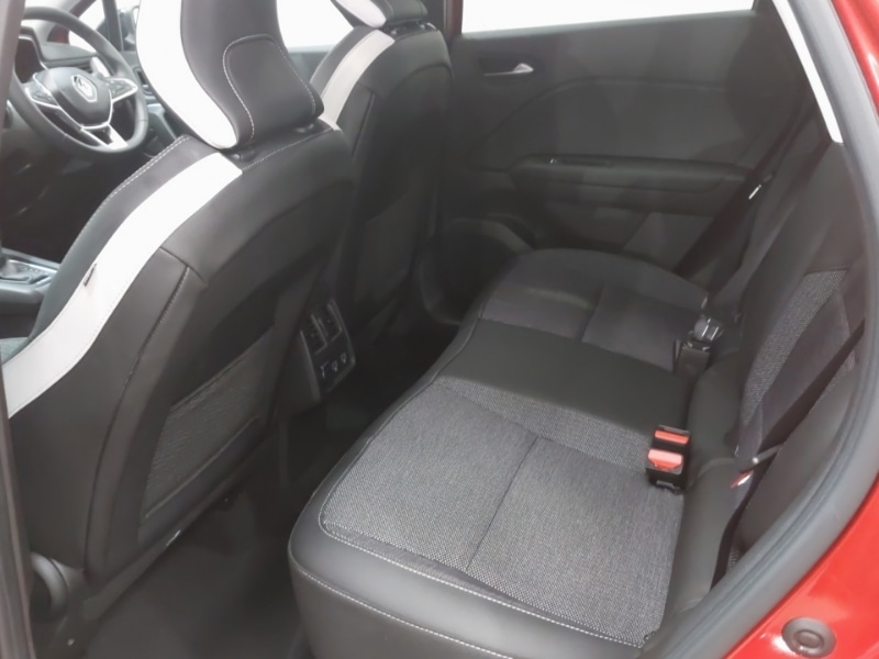 Used Renault Captur 2023 for sale - 76907544: Photo 6