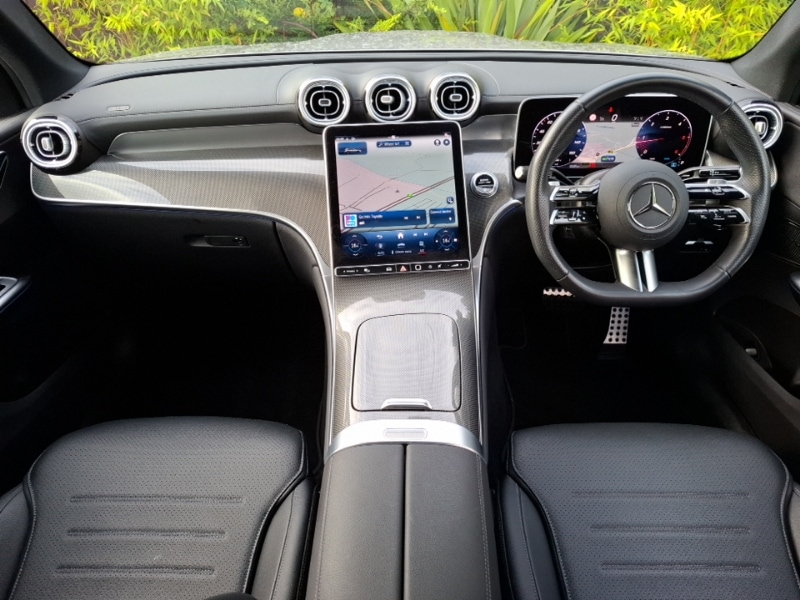 Used Mercedes-Benz GLC 2024 for sale - 76564256: Photo 2