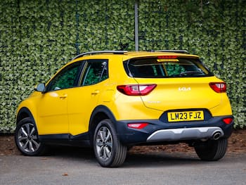 Used Kia Stonic 2023 for sale - 79635572: Photo