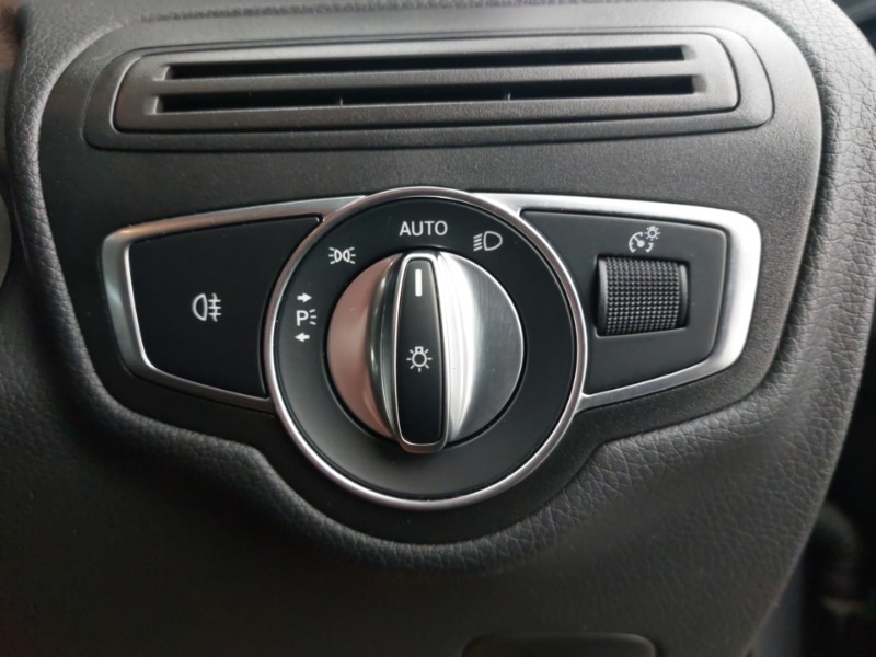 Used Mercedes-Benz GLC 2020 for sale - 77428859: Photo 10