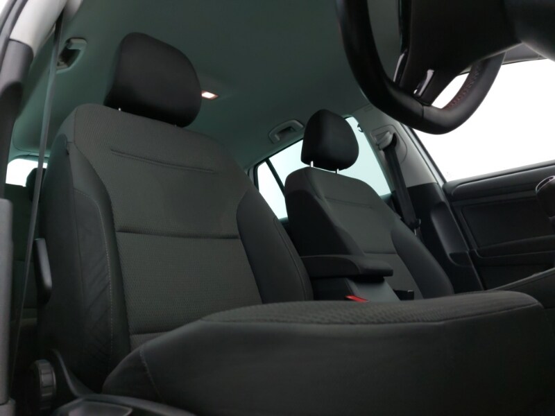 Used Volkswagen Golf 2019 for sale - 76688235: Photo 12