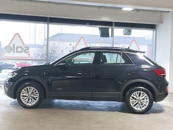 Used Volkswagen T-Roc 2022 for sale - 77338963: Photo