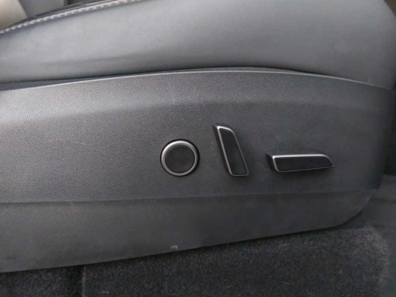 Used Tesla Model Y 2022 for sale - 77190253: Photo 12