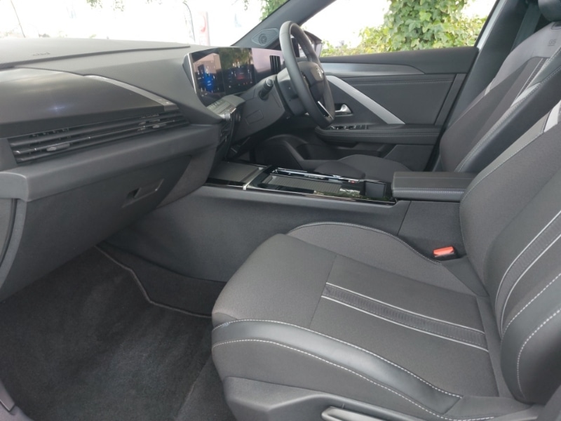 Used Vauxhall Astra 2024 for sale - 76392583: Photo 5