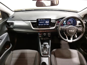 Used Kia Stonic 2022 for sale - 77055453: Photo