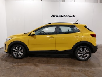 Used Kia Stonic 2022 for sale - 77055453: Photo