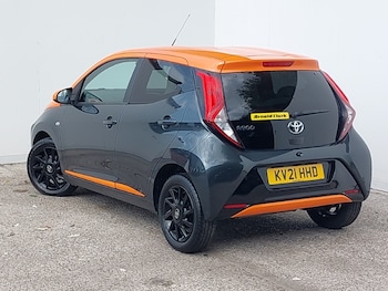 Used Toyota AYGO 2021 for sale - 75513561: Photo