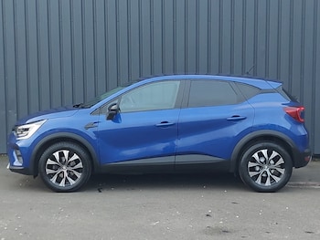 Used Renault Captur 2022 for sale - 77066119: Photo