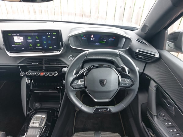 Used Peugeot 2008 2023 for sale - 76220946: Photo 7