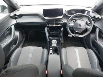 Used Peugeot 2008 2025 for sale - 79581066: Photo