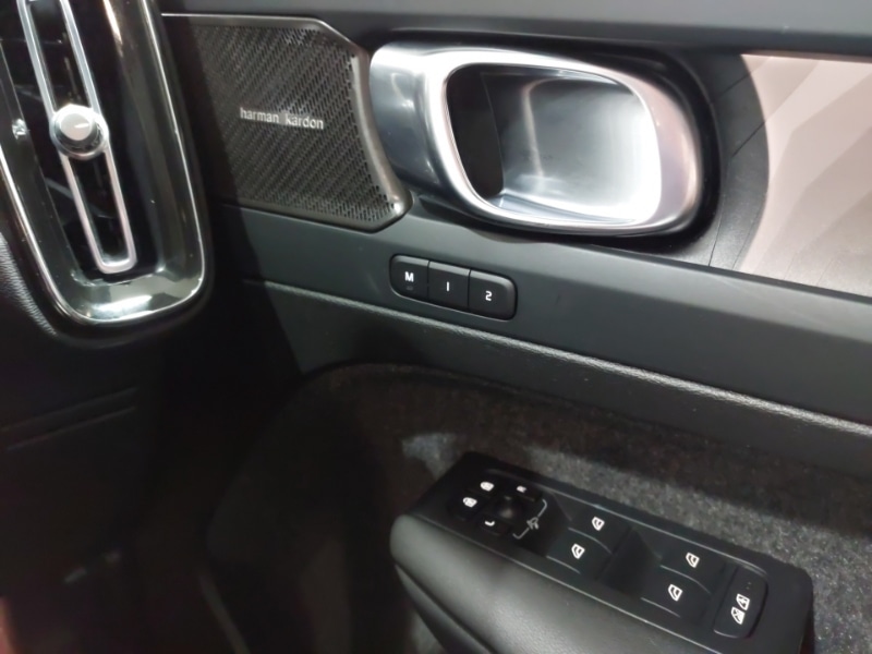 Used Volvo XC40 2022 for sale - 76854579: Photo 12