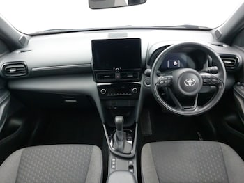 Used Toyota Yaris Cross 2024 for sale - 78567216: Photo
