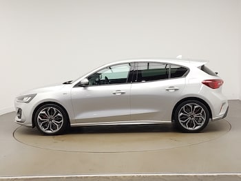 Used Ford Focus 2023 for sale - 78972620: Photo
