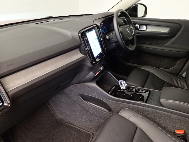 Used Volvo XC40 2024 for sale - 76347872: Photo 5
