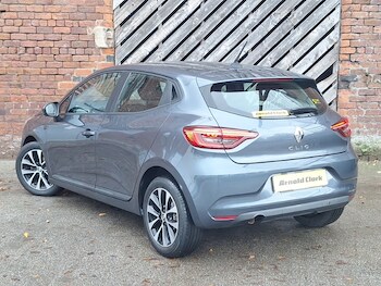 Used Renault Clio 2021 for sale - 77325833: Photo