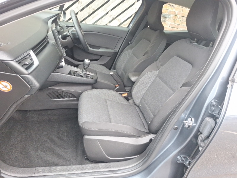 Used Renault Clio 2021 for sale - 77325833: Photo 5