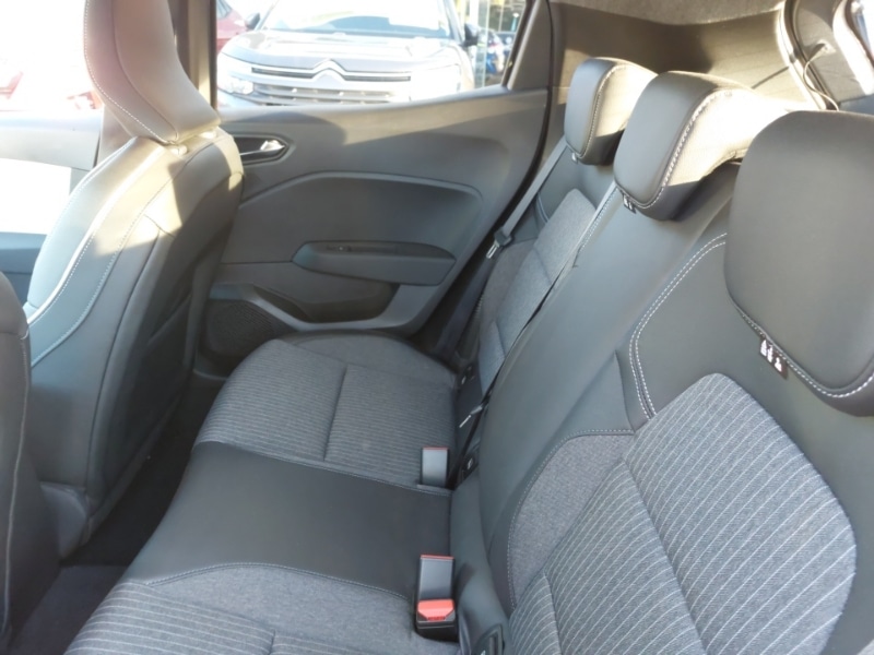 Used Renault Clio 2022 for sale - 76407913: Photo 6