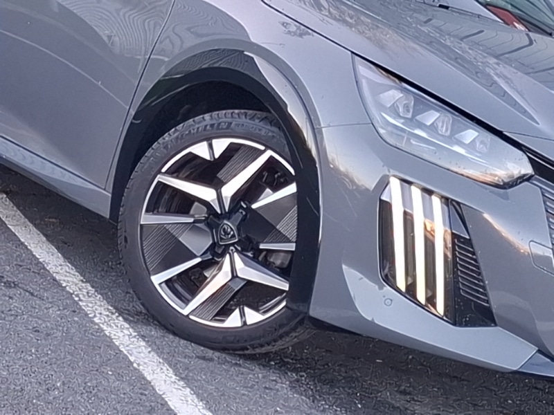 Used Peugeot 208 2024 for sale - 76771100: Photo 9