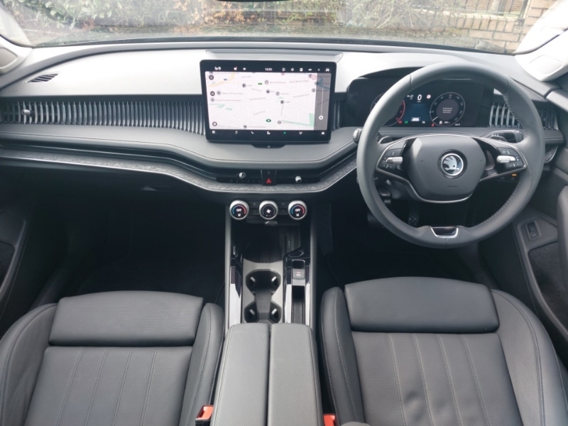 Used Skoda Superb 2024 for sale - 76511384: Photo 2