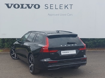 Used Volvo V60 2025 for sale - 76967381: Photo