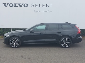 Used Volvo V60 2025 for sale - 76967381: Photo