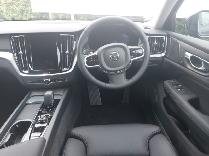 Used Volvo V60 2025 for sale - 76967381: Photo 7