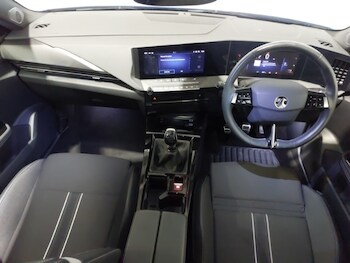 Used Vauxhall Astra 2023 for sale - 78547559: Photo