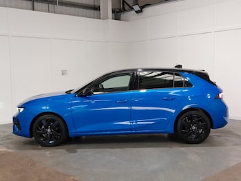 Used Vauxhall Astra 2023 for sale - 78547559: Photo